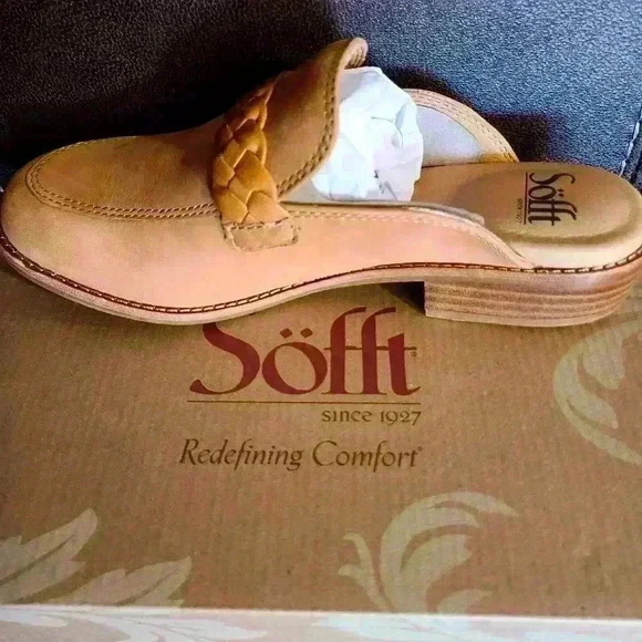 Sofft Nels Mule Loafer - Picture 1 of 3